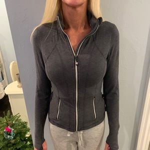 grey lulu zip up